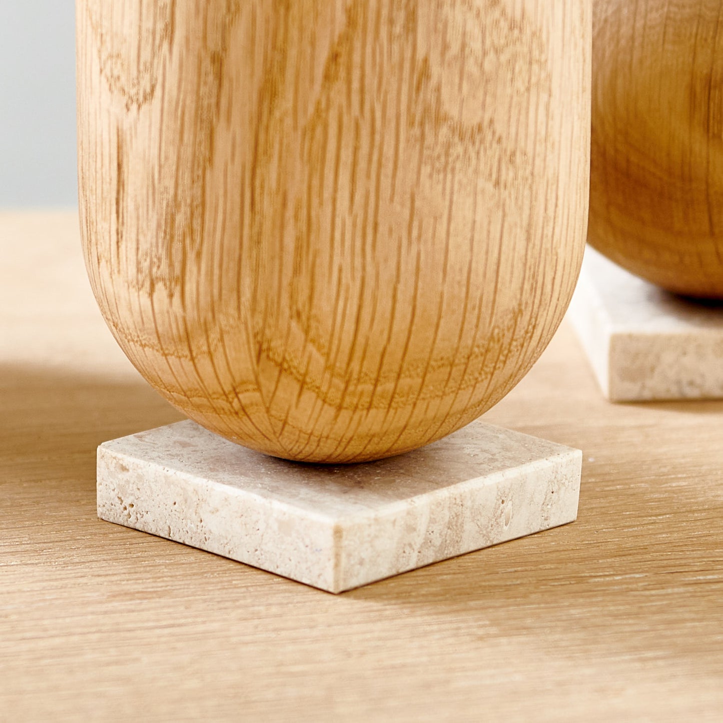 Ellipse tealight holder